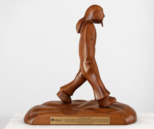Escultura de madera piolita celulosa Arauco