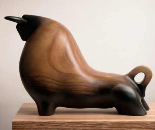 Escultura de madera toro sigma