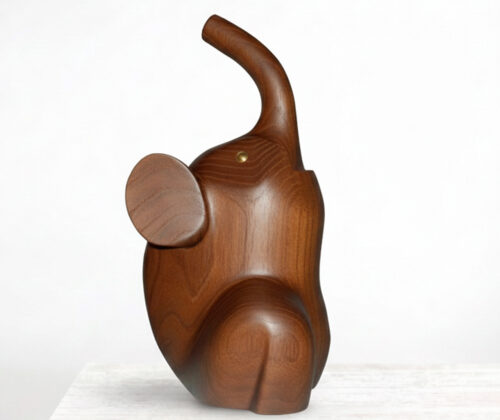 Escultura de madera elefante sentado