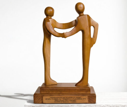 Escultura en madera negociación