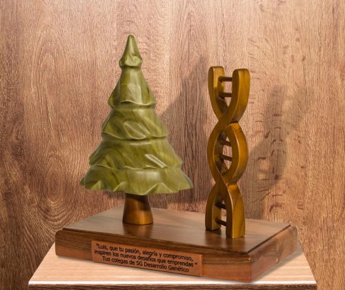 Escultura en madera Bioforest Arauco - Imagen 3